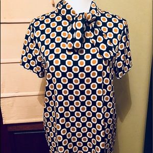 Super cute geometric print Theory blouse.